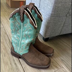 Women’s Justin Boots